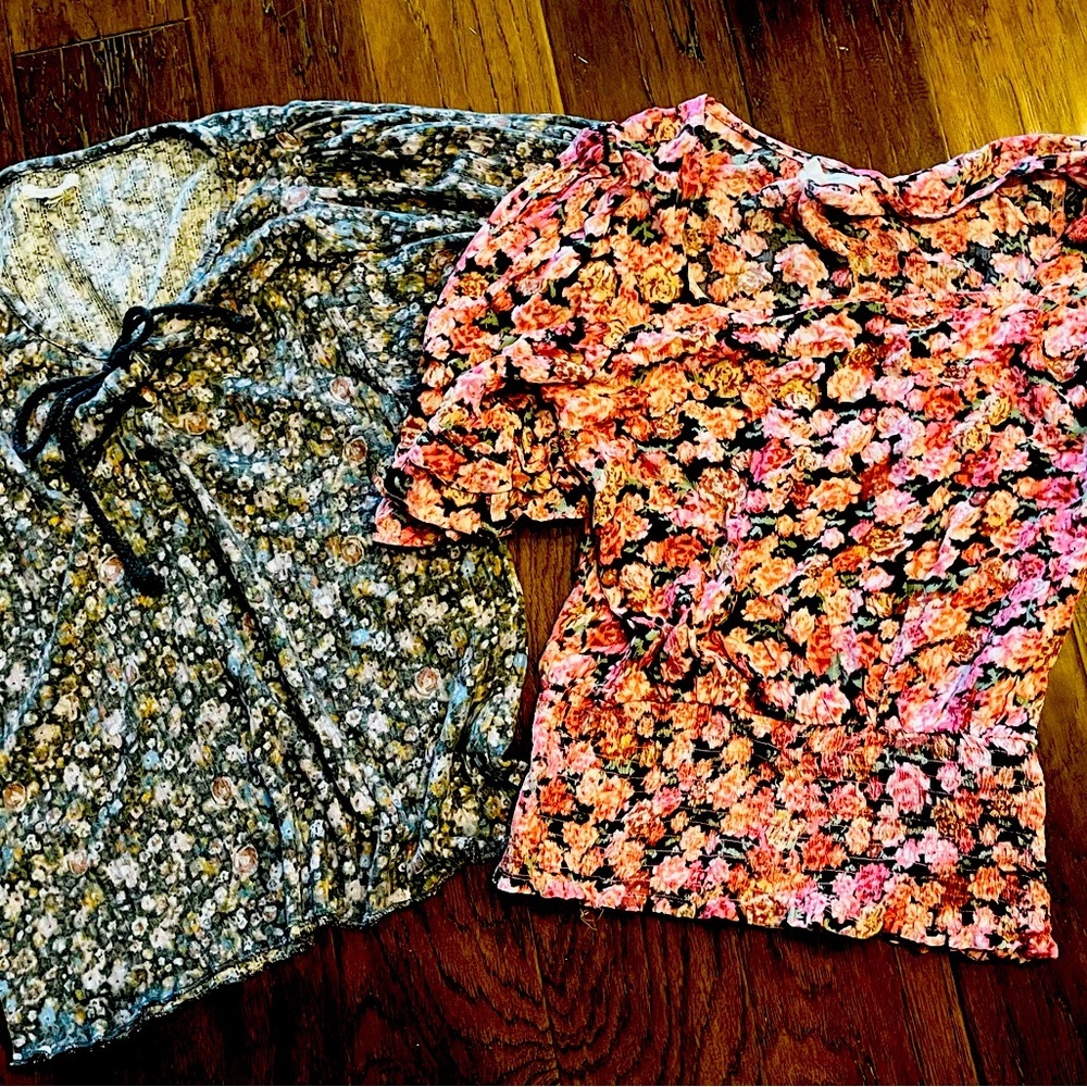 Woman’s Maurice’s Tops